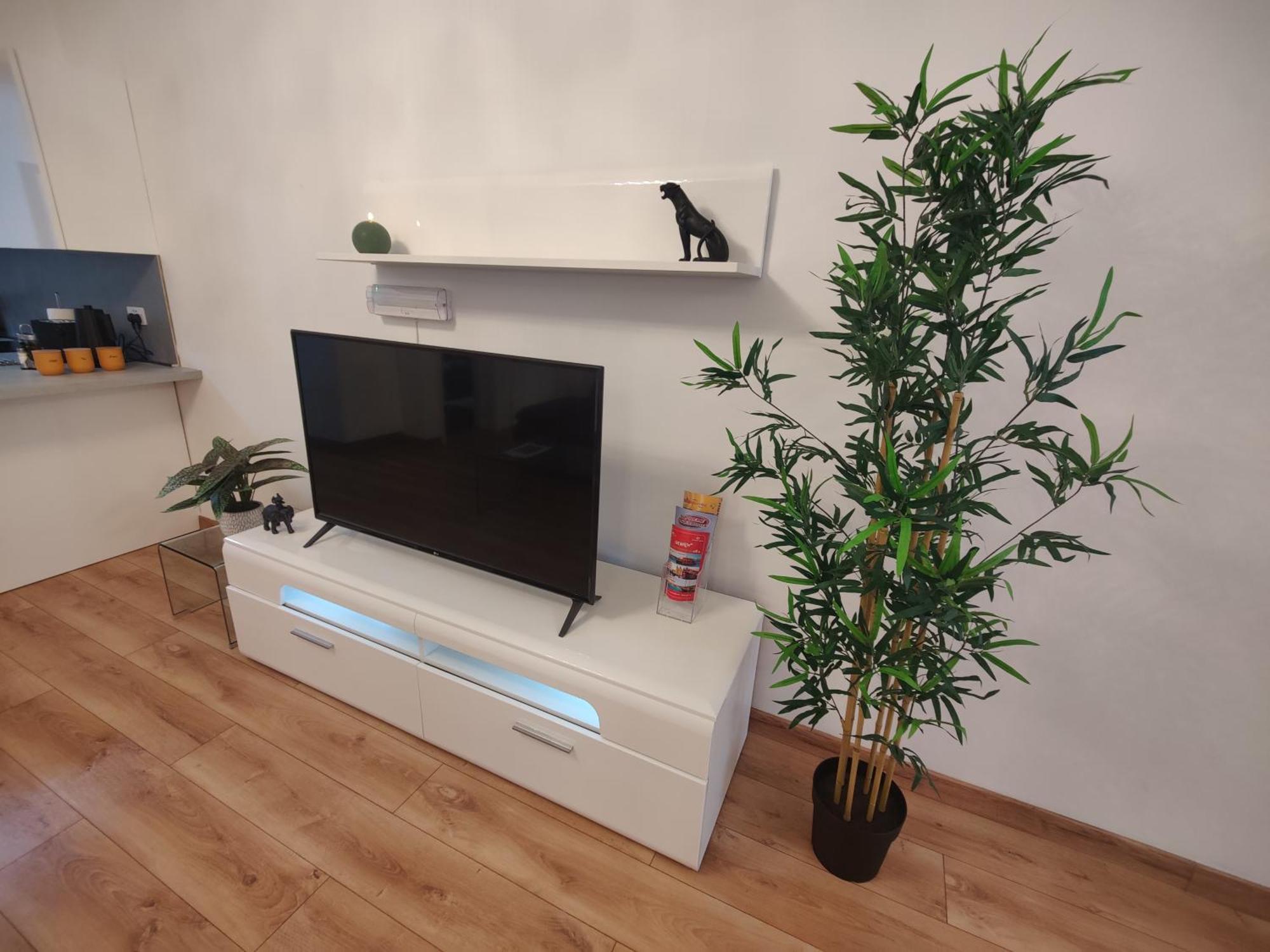 Central Modern Sliema 2 Bedroom Apartment מראה חיצוני תמונה